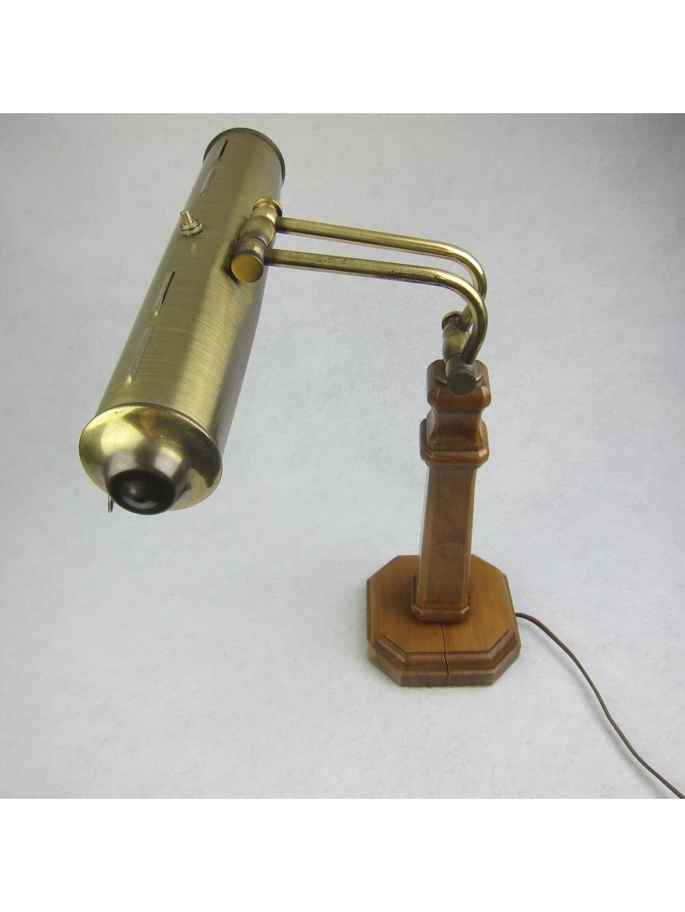 Vintage Bankers Piano Desk Lamp Brass & Wood Adjustable Arm Double Bulb WORKS